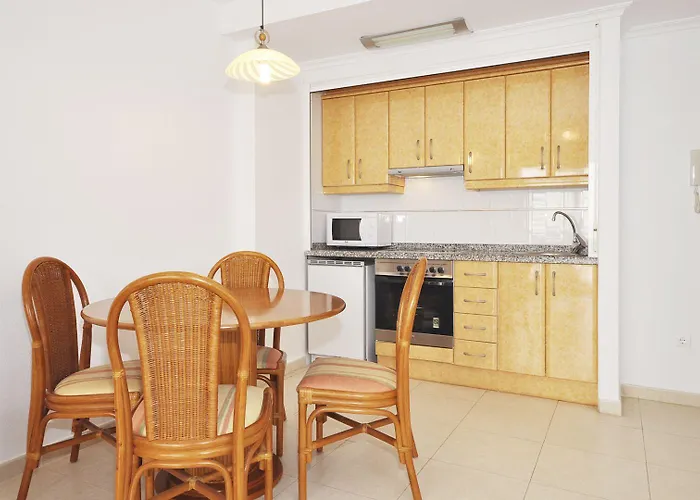 Ambar Unitursa Apartmán